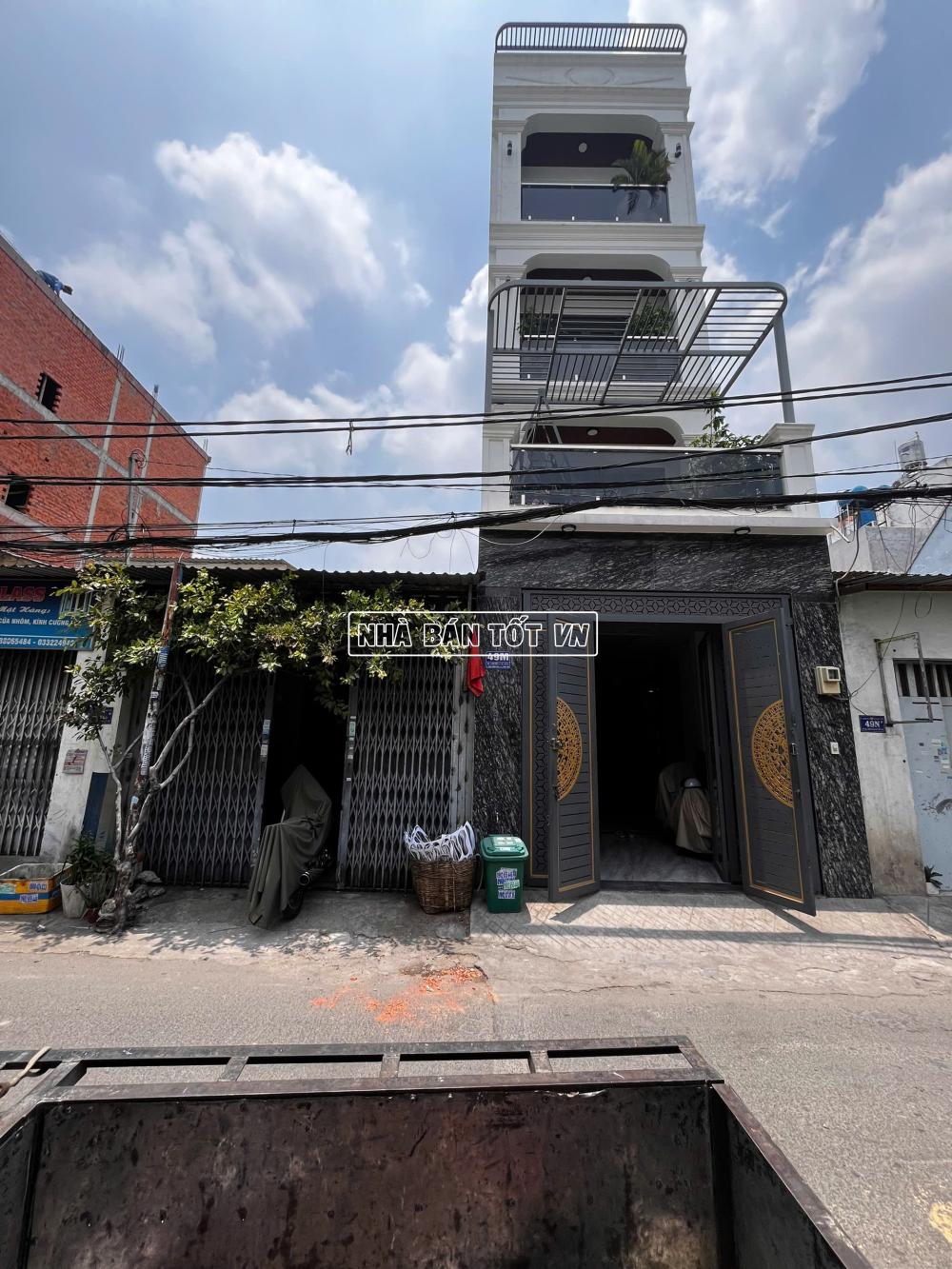 ban nha duong hem xe hoi 49l lien khu 2 10 phuong binh hung hoa