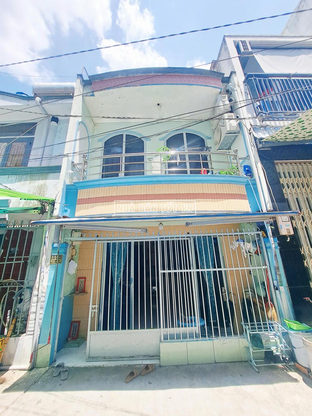 ban nha hem 130 17 le dinh can quan binh tan