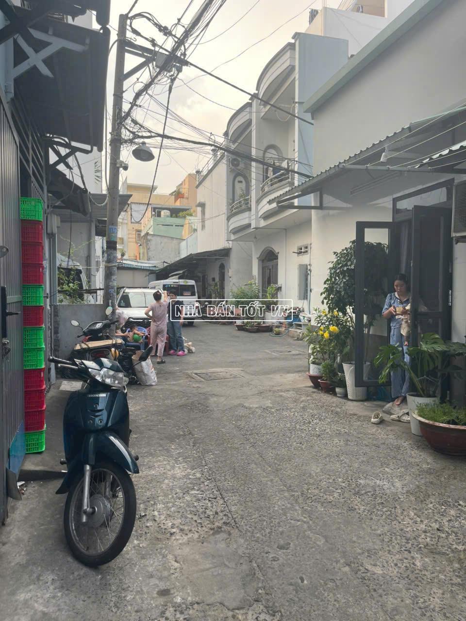 Bán nhà hẻm 185/ đường Nguyễn Súy Phường Phú Thọ Hòa 5 ban nha hem 185 duong nguyen suy phuong phu tho hoa