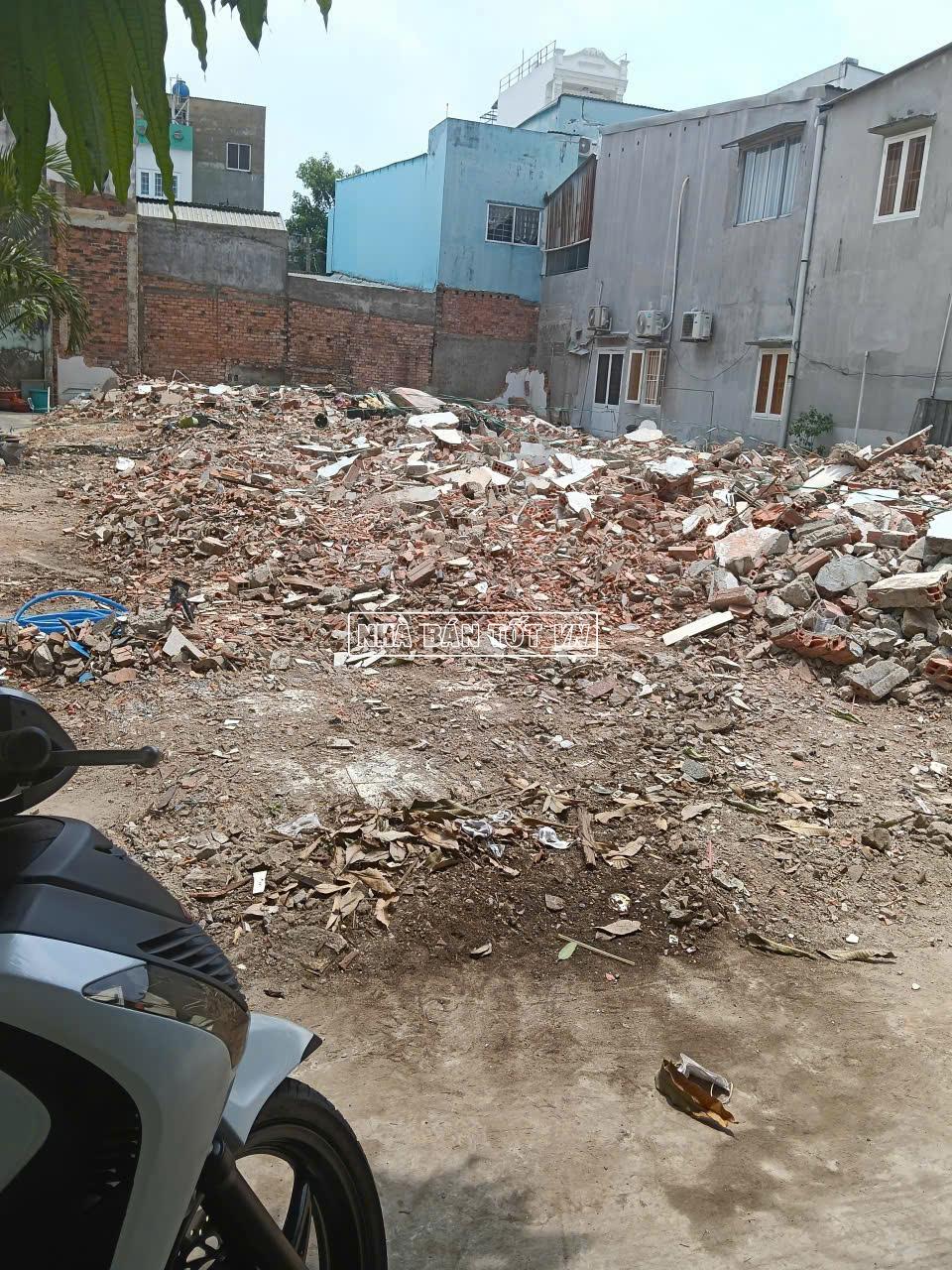 ban nha hem 24 duong binh tri dong phuong binh tri dong