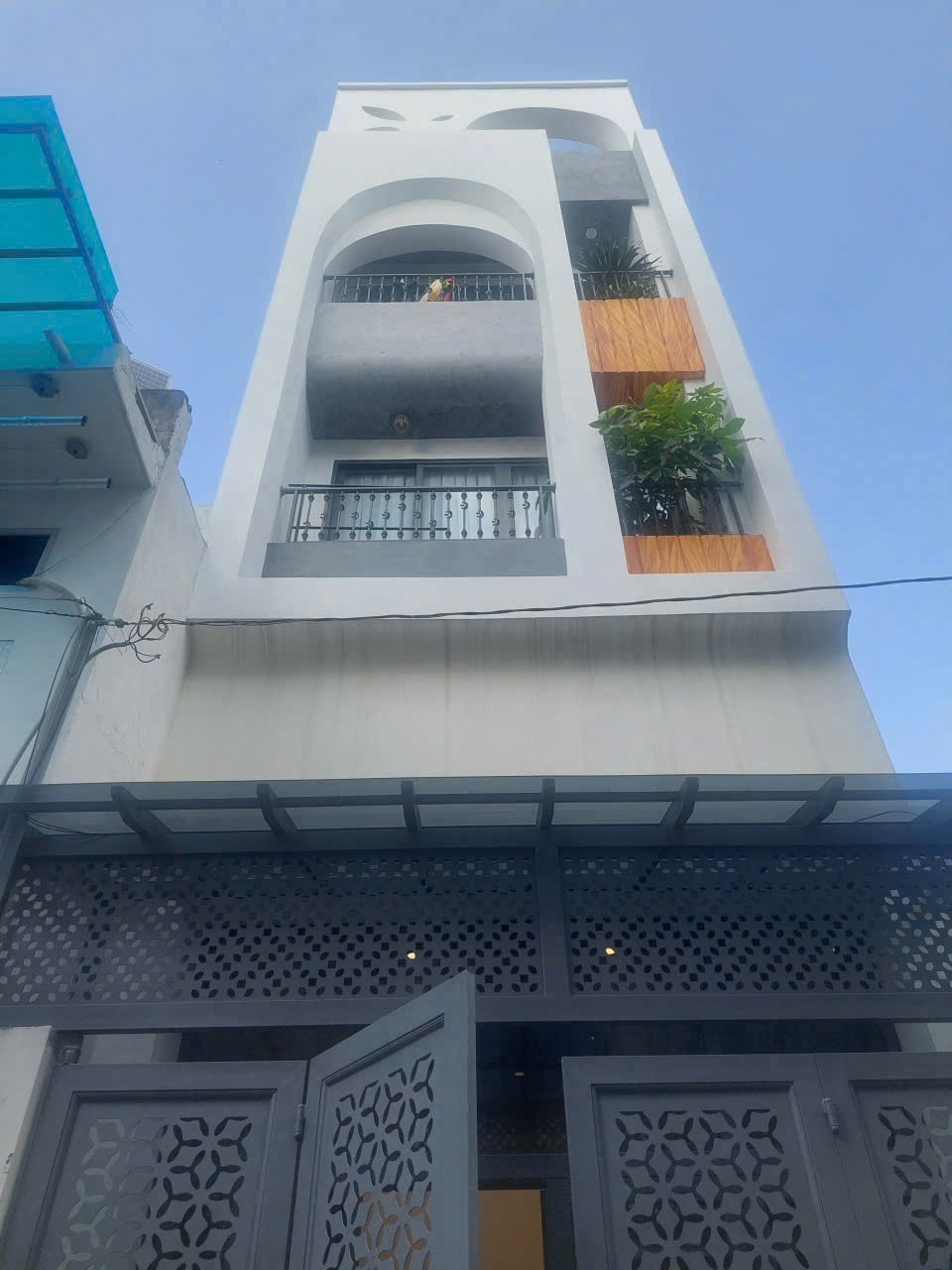 ban nha hem 352 go dau phuong tan quy