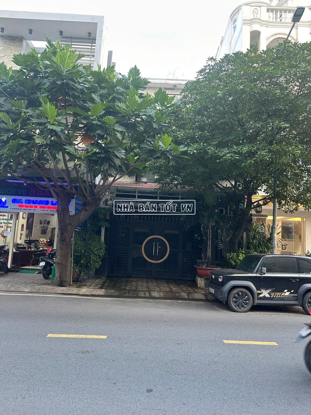 nha ban mt ngang lon duong nguyen huu tien phuong tay thanh