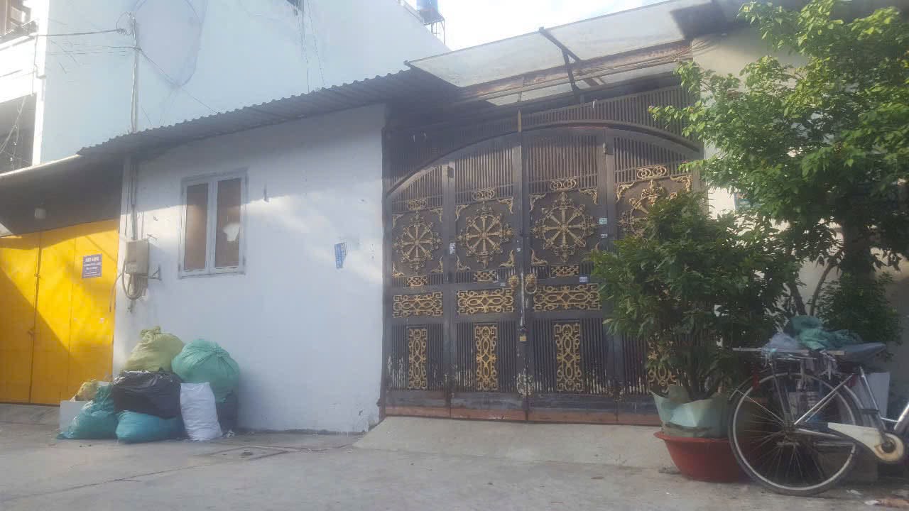 ban nha hem 60 duong so 5 phuong binh hung hoa